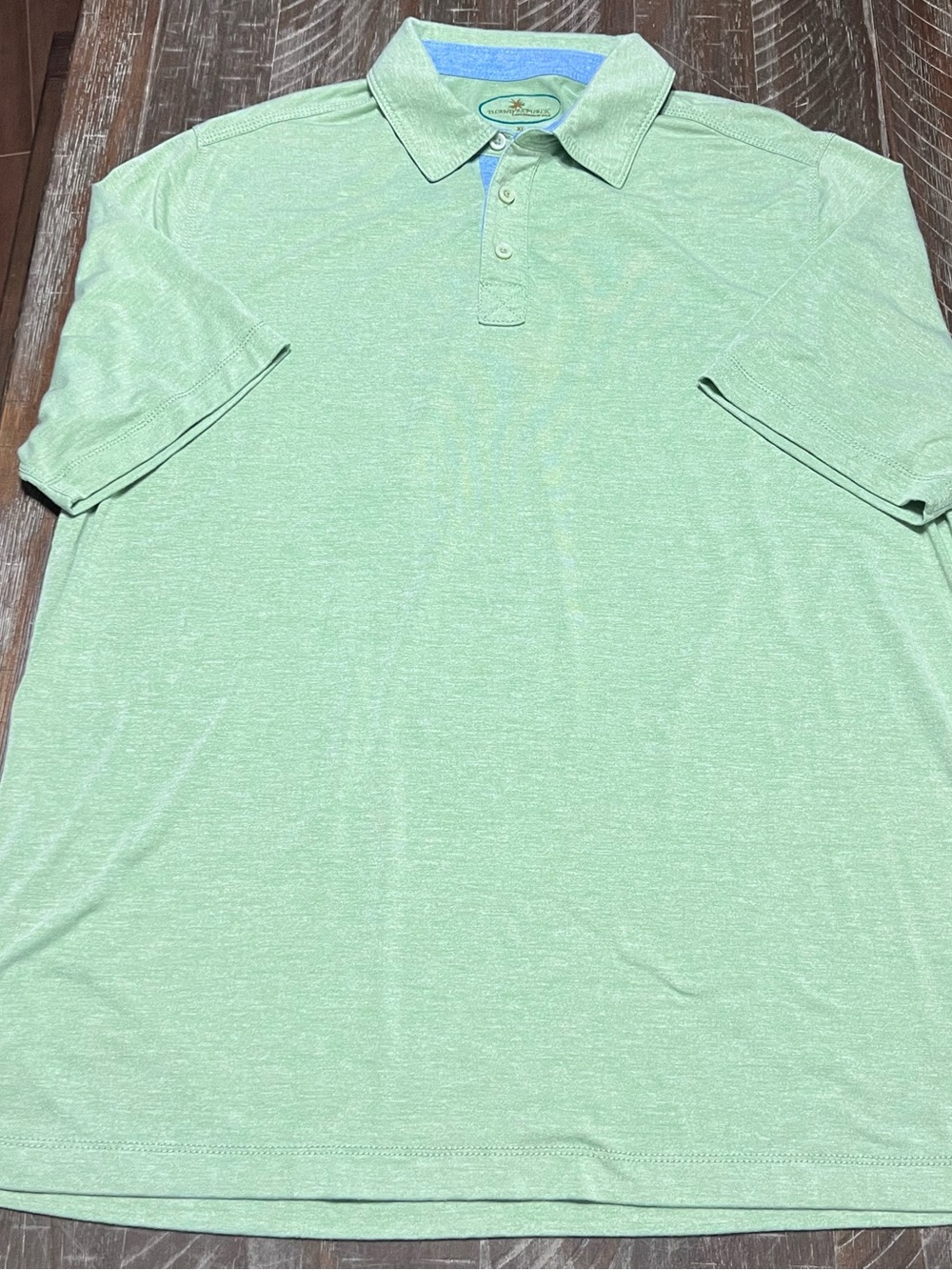 Island Republic Men’s Soft Heathered Sage Green Polo Size XL